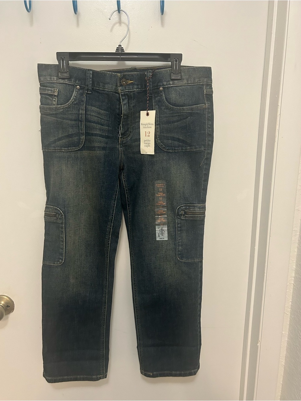 Simply Vera Vera Wang women’s  Dark Blue crop Cargo Jeans